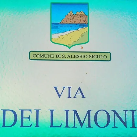 Al Vico Dei Limoni *