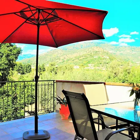 Apartment Al Vico Dei Limoni