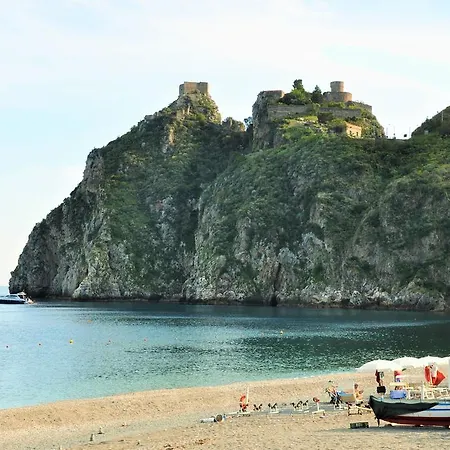 Apartment Al Vico Dei Limoni